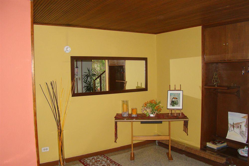 Hostal Bogota Real Exteriör bild