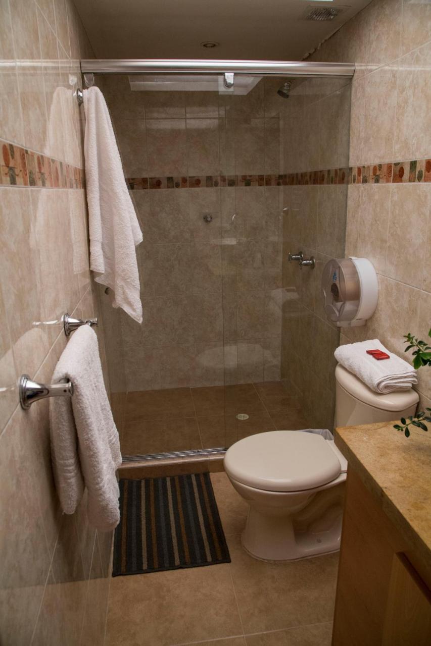 Hostal Bogota Real Exteriör bild